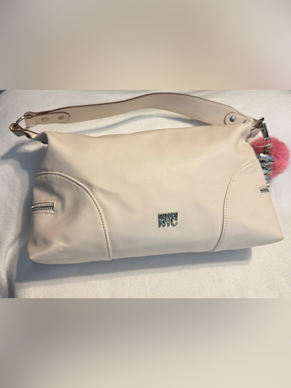 Madden NYC Cream Faux Leather Shoulder Bag Y2K Baguette Purse - Picture 14 of 14